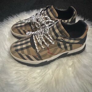 Authentic Burberry kids sneakers